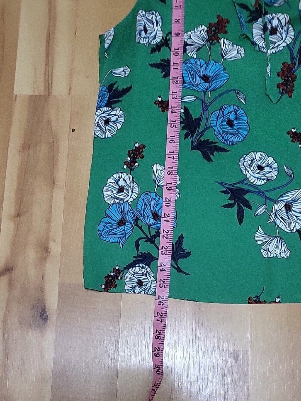 Cabi Primrose Floral Green Blouse – Sleeveless Tie-Neck Top – Women’s Size Large - Picture 13 of 13